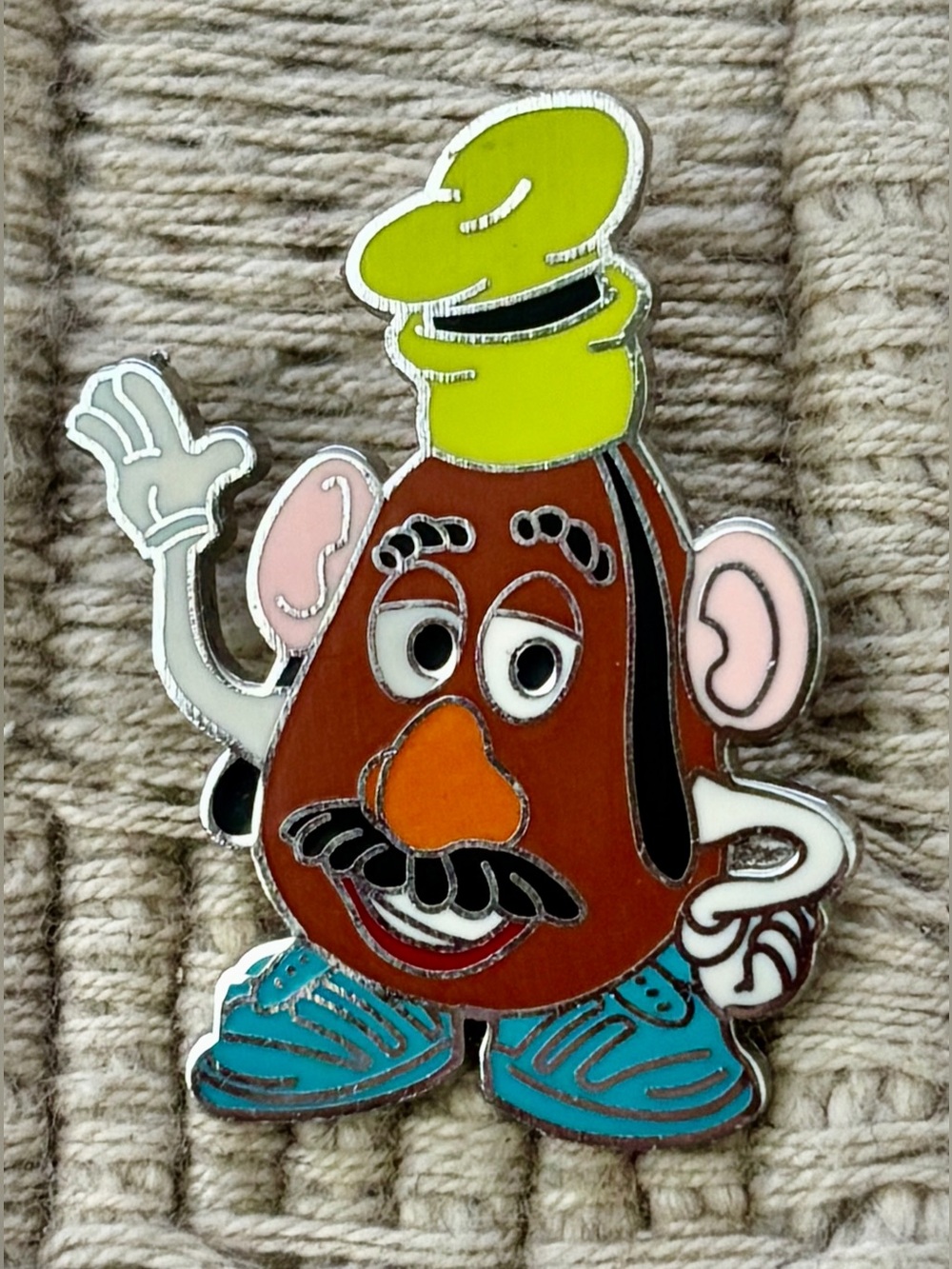 DISNEY 2009 Disneyland Toy Story Mr. Potato Head in Goofy's Hat Pin